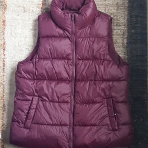 Old Navy Puffer Vest
